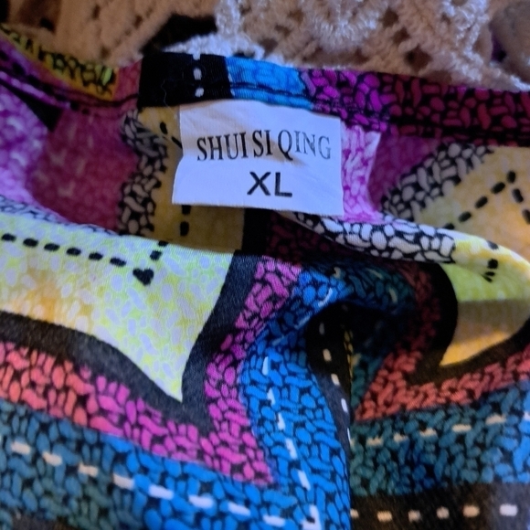 Shuisiqing multicolored tank top size XL 5/$25 - Picture 3 of 3